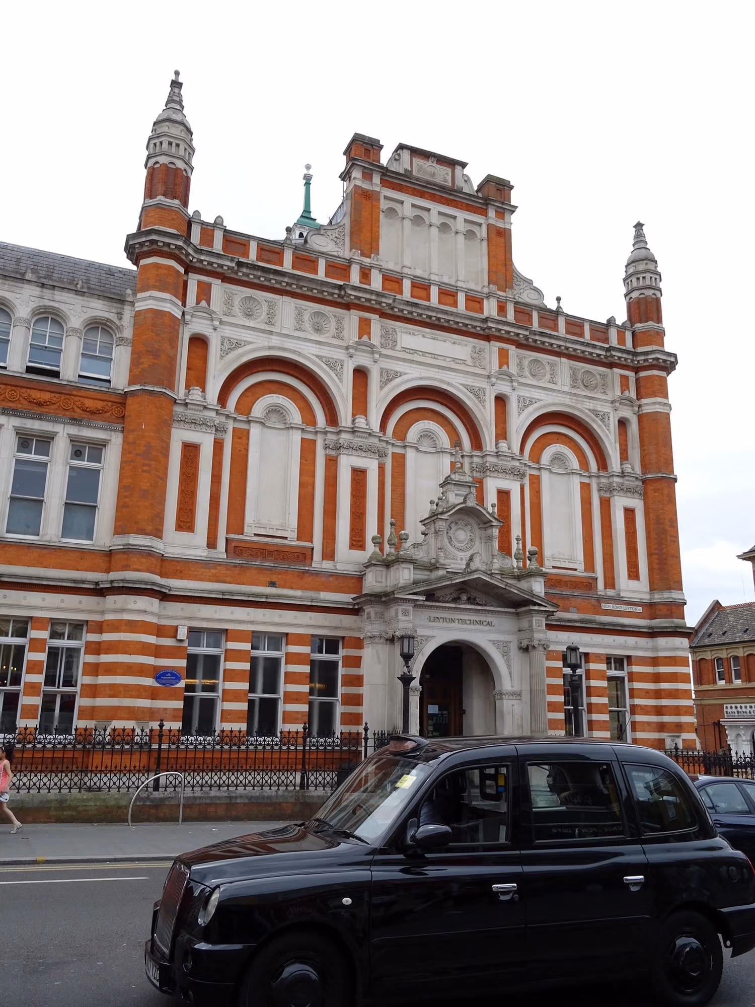 Buildings in Leyton